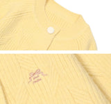 オリジナルのスイートケーブル刺繍のカラフルボタンショートセーターカーディガンセットアップ