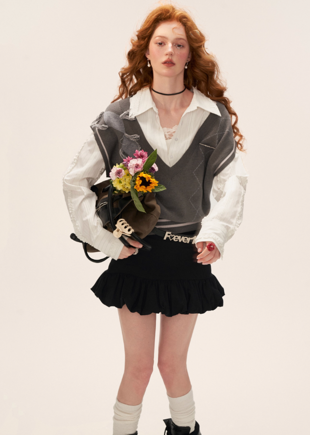 v neck knit vest set women, collegiate style sweater vest, gray preppy knit two piece, fall winter 2025 knitwear women, soft street preppy outfit, korean campus style knit top, high end gray knit vest, ivy league sweater vest look, nowa tokyo preppy street fashion