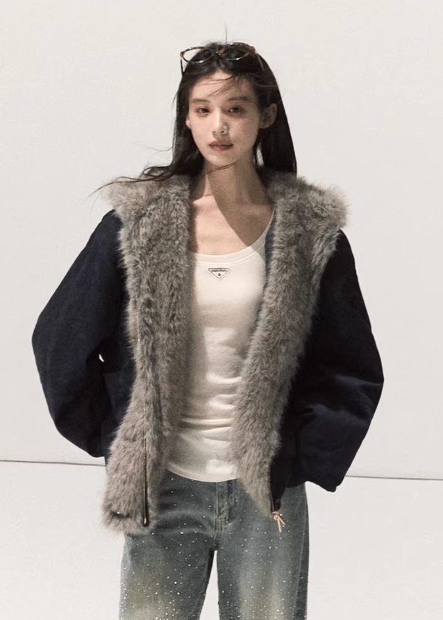 suede fur jacket women, eco friendly faux fur coat, winter 2025 suede outerwear, thick warm fur collar jacket, korean street winter coat, vintage suede shearling jacket, soft suede faux fur jacket women, oversized cozy winter outerwear, nowa tokyo high end street fashion