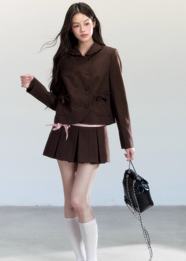 Fragileheart skirt suit set, brown pleated two-piece, luxury Korean fashion, doll collar jacket, vintage feminine outfit, quiet luxury womenswear, pastel noir aesthetic, elegant autumn ensemble, K-fashion 2025, romantic preppy look, mocha brown outfit, chic bow jacket set, soft classic fashion, refined Korean style