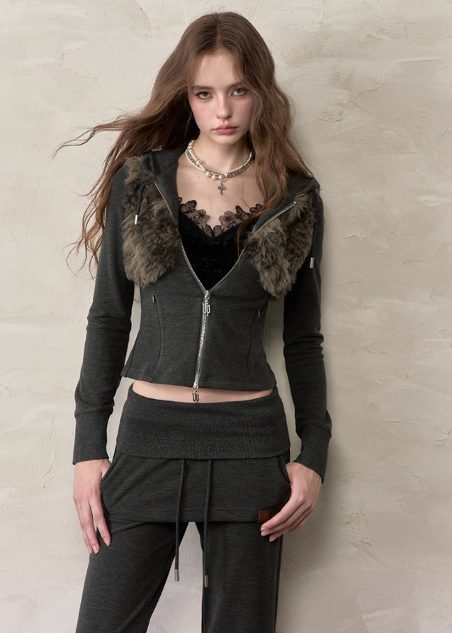 VIAPITTI fur hoodie, fur collar hoodie women, vintage fur trim jacket, cropped zip hoodie, slim fit fur sweatshirt, autumn winter streetwear hoodie, grunge style fur jacket, Korean edgy fashion hoodie, faux fur zip-up top, women’s slim street jacket