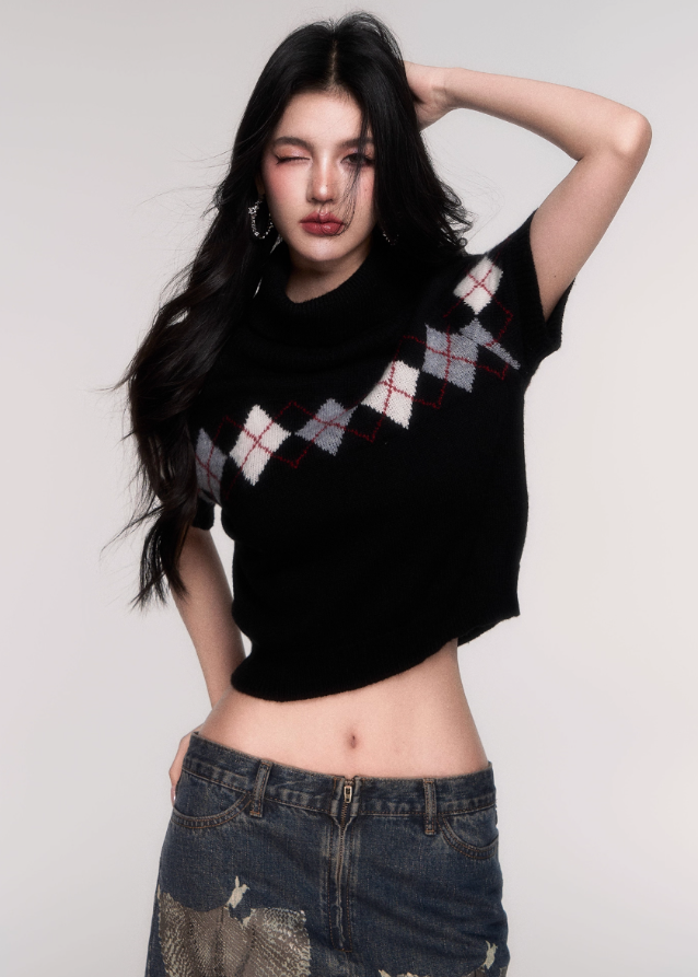 LuluSwings argyle knit top, cropped high neck sweater, preppy chic knitwear, trendy argyle short sleeve, Korean stylish knit top, modern preppy crop shirt, rhombus pattern knit, trendy nerd style top, black argyle cropped knit, city girl knitwear, AW casual chic tops, stylish Korean winter layering top