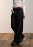 VIA PITTI jeans, heavy primary denim, wide-leg jeans women, Y2K street denim, oversized jeans women, raw indigo pants, vintage straight wide jeans, fall winter wide denim, model-off-duty jeans, Korean Y2K loose pants, VIA PITTI wide leg bottoms