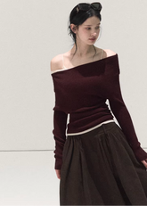 OAKMOO knit top, slanted shoulder top women, asymmetric knit top, Korean winter top, slim fit knit shirt, long sleeve knit top women, OAKMOO winter collection, Christmas knit top, women’s bottoming top, Korean style layering top, off shoulder knit top, winter inner top women
