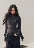 wool long sleeve top women, winter base layer women, waist fitted t shirt women, korean minimal top, refined women basics, soft wool tee women, elegant winter layering top, premium women knitwear, aomalm top style, understated luxury clothing, modern women long sleeve, versatile winter top, slim fit wool t shirt, daily wear women top, minimal winter essential