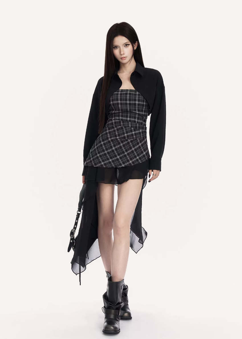 VOCK lace up cropped shirt women, urban structured layering top, minimalist corset back shirt, Korean street luxury cropped jacket, cold urban aesthetic womenswear, architectural silhouette shirt, modern Seoul street style layering piece, curved hem cropped top women, VOCK precision cut shirt, edgy lace up back fashion top, structured monochrome streetwear, power dressing cropped shirt women