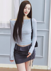 off shoulder top women, tencel long sleeve top, asymmetrical neckline top, korean fashion top, slim fit tee women, minimalist long sleeve top, breathable fabric top, modern feminine clothing, casual chic top, fitted long sleeve shirt, soft knit top women, versatile everyday top, aesthetic fashion top, parisian style clothing, clean line top, lightweight layering top, refined casual wear, edgy feminine outfit, simple design top, contemporary fashion women