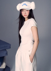 basic t shirt women, crew neck t shirt women, korean fashion top, summer outfits casual, summer outfit ideas, minimalist t shirt women, slim fit t shirt women, breathable cotton tee, soft aesthetic outfit, modern feminine clothing, parisian style clothing, versatile everyday top, chic casual outfit, simple basic top, lightweight summer top, effortless style tee, refined casual wear, spring wardrobe essential, fitted tee women, everyday essential top