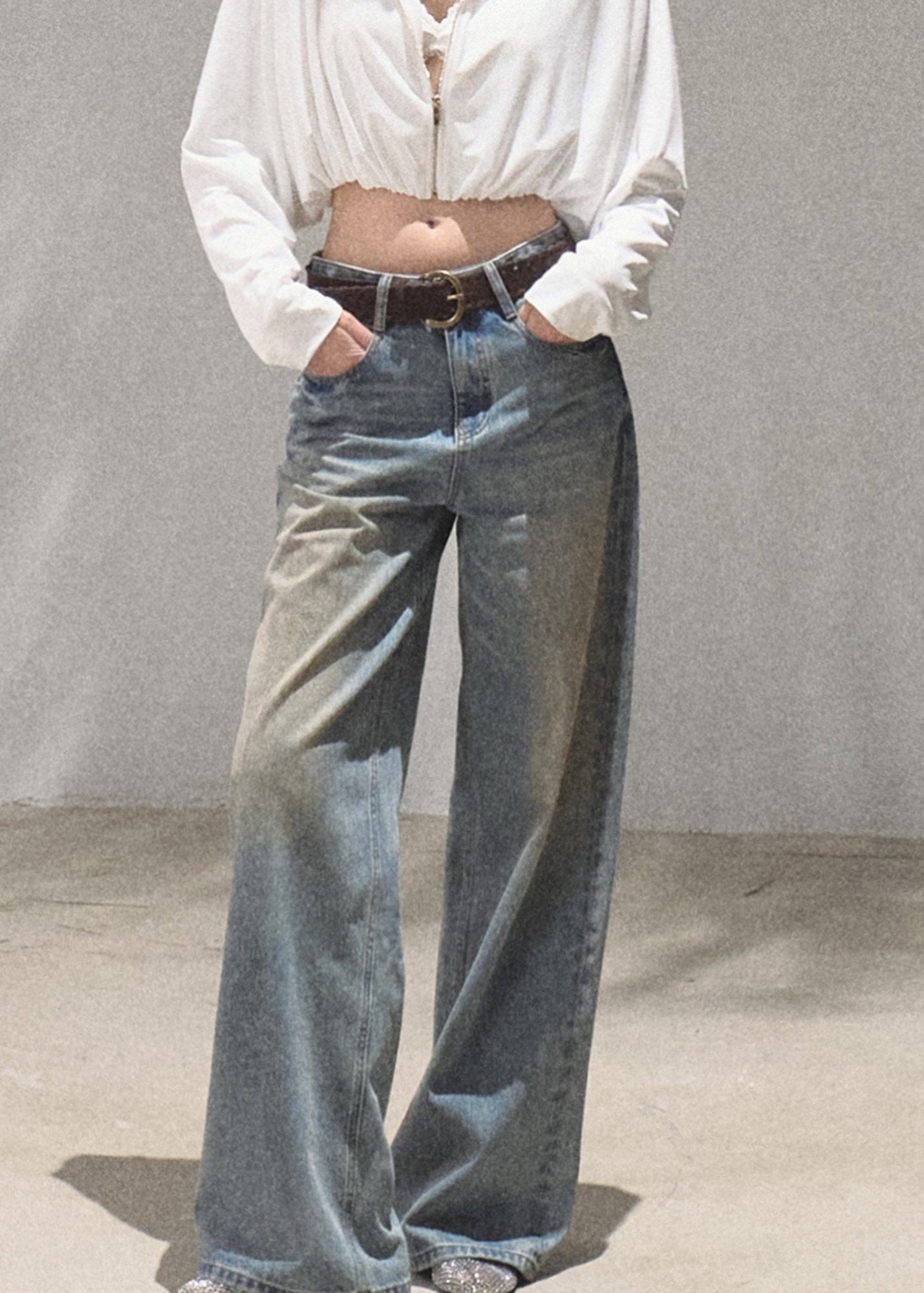 oakmoo jeans, wide leg jeans women, loose straight leg jeans, vintage wash denim, korean minimal fashion, relaxed denim pants, summer jeans women, high waist wide leg jeans, cotton denim jeans, casual city outfit, quiet luxury denim, washed blue jeans