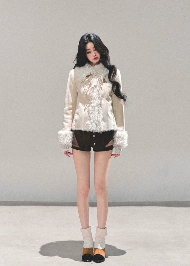 french fur jacket women, ivory plush winter coat, integrated fur cotton coat, warm winter padding jacket, soft girl winter outerwear, shearling style coat women, fw25 warm plush jacket, korean winter coat, cold protection jacket women