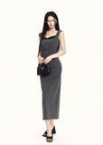 Slim square-neck dress with a sharp structured mood