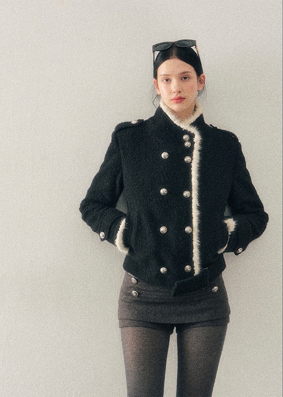 hepburn wool coat women, padded wool jacket women, winter wool coat women, korean minimal outerwear, elegant winter coat, refined women jacket, classic short wool coat, premium women outerwear, aomalm wool style, understated luxury winter wear, thickened wool coat, feminine winter jacket, modern women coat, timeless winter outerwear, daily luxury wool coat