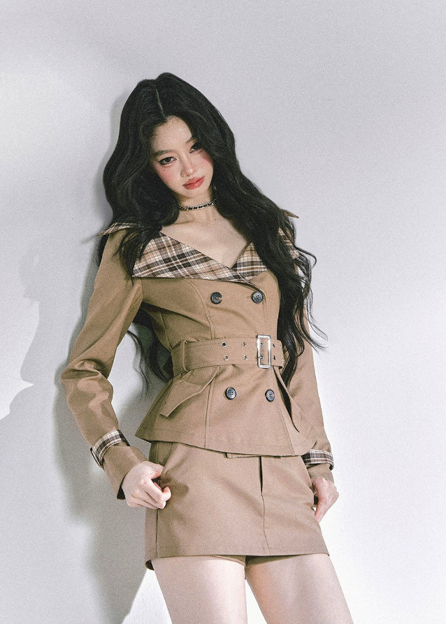 plaid trim suit set, peplum jacket mini skirt set, Hepburn style outfit, tailored two piece set women, fall suit outfit, Korean fashion suit set, elegant plaid collar jacket, chic mini skirt set, brown suit dress set, boutique two piece outfit, classy autumn outfit women, designer inspired suit set, French vintage suit set, trendy Korean mini set, 2025 fall fashion women