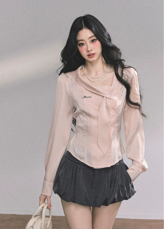 striped ribbon blouse, pastel stripe shirt women, korean girl ribbon top, french sweet blouse, commuter slim shirt, soft girl aesthetic blouse, autumn striped top women, elegant ribbon collar shirt, korean fashion blouse, feminine office top, light pink striped shirt, sweet style ribbon blouse, long sleeve stripe top women, cute pastel blouse, korean chic commuter top