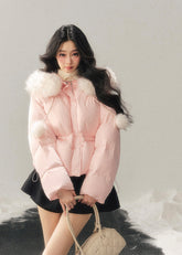 short down jacket women, white duck down coat, winter puffer jacket women, hooded down jacket women, korean minimal outerwear, elegant winter down coat, premium women down jacket, aomalm down style, feminine winter jacket, lightweight warm coat women, refined winter outerwear, understated luxury winter wear, modern women puffer, cozy winter jacket women, daily winter essential