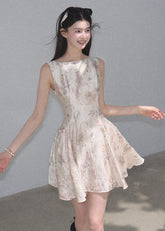 Pink floral lace mini dress with short sleeves