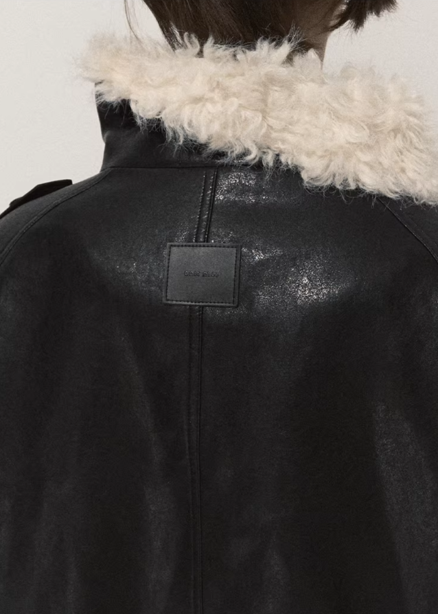 lamb wool leather jacket women, oversized shearling short coat, winter thick lapel jacket, faux shearling leather outerwear women, streetcore winter jacket 2025, osmanthus lamb wool coat, black short leather jacket women, korean winter fashion jacket, nowa tokyo winter outerwear
