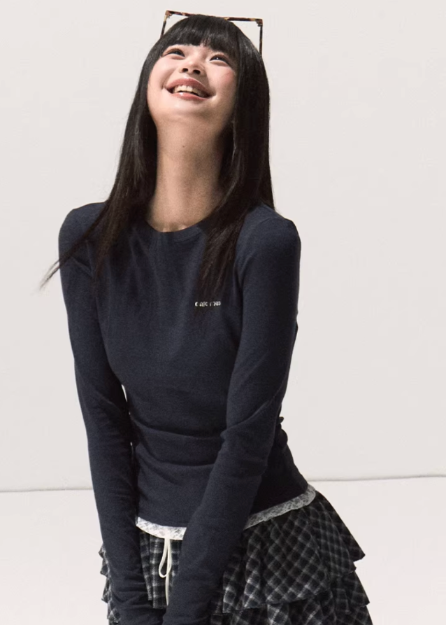 korean lace long sleeve t-shirt, slim fit knit top women, preppy korean outfit top, lace trim base tee korea, soft slim fit top women, seoul daily casual top, feminine korean lace knitwear, minimalist long sleeve top, cute lace long sleeve shirt, korean preppy street top, soft knit layering outfit, korean school style fashion, slim lace trim knit top, breathable autumn base top, aesthetic korean long sleeve tee