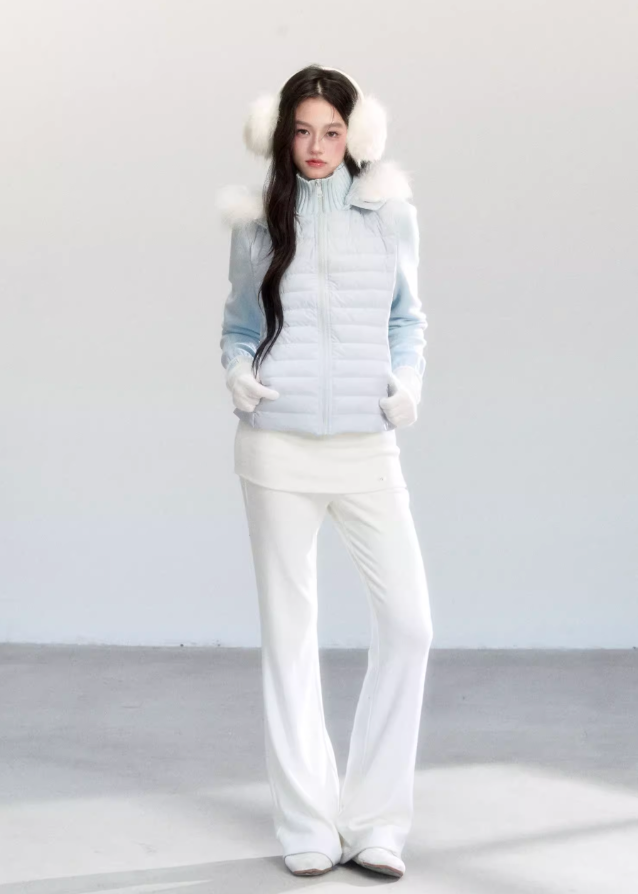 Fragileheart down jacket, fur collar puffer, luxury Korean fashion, winter short coat, quiet luxury outerwear, pastel blue jacket, hooded down coat, K-fashion 2025, elegant winter outfit, soft feminine outerwear, pastel noir aesthetic, warm winter style, sky blue puffer, modern luxury womenswear
