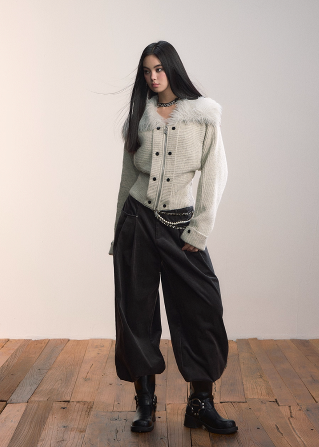 VIAPITTI corduroy pants, wide leg trousers, vintage pleated pants, luxury streetwear women, edgy Korean fashion, autumn winter outfit, loose straight pants, retro casual trousers, K-fashion 2025, urban street style, industrial chic outfit, minimalist streetwear, corduroy wide pants, modern Korean fashion

