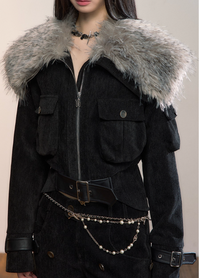 VIAPITTI fur collar jacket, leopard print winter coat, heavy industry streetwear, belted warm jacket, edgy Korean fashion, autumn winter outerwear, large fur collar coat, cargo pocket jacket, thickened warm top, luxury street fashion, K-fashion 2025, industrial chic coat, bold streetwear jacket, urban cold season outfit
