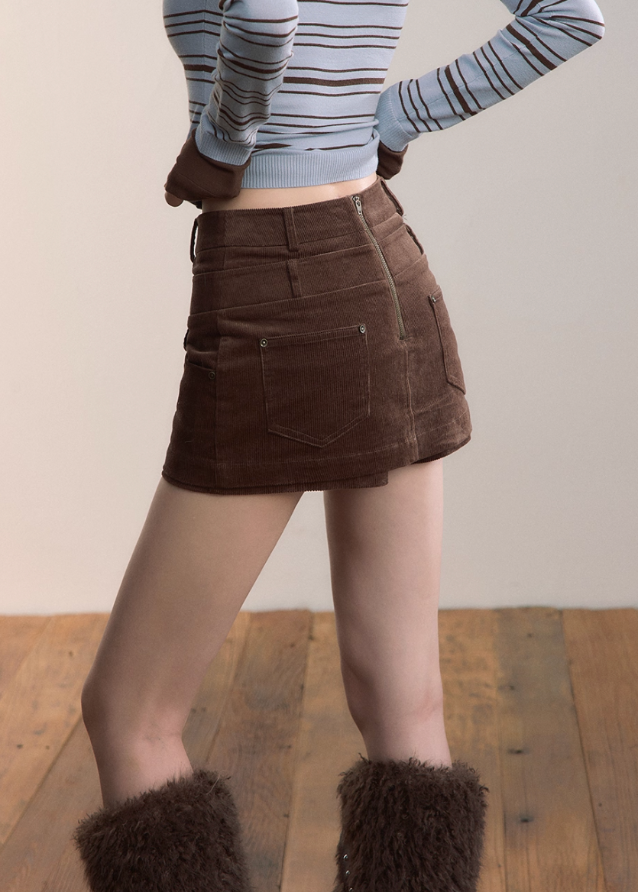VIAPITTI corduroy mini skirt, multi waist skirt, retro straight mini, edgy Korean fashion, autumn streetwear skirt, layered waist mini, vintage corduroy skirt, urban street style bottom, K-fashion 2025, versatile short skirt, modern streetwear women, industrial retro mini skirt
