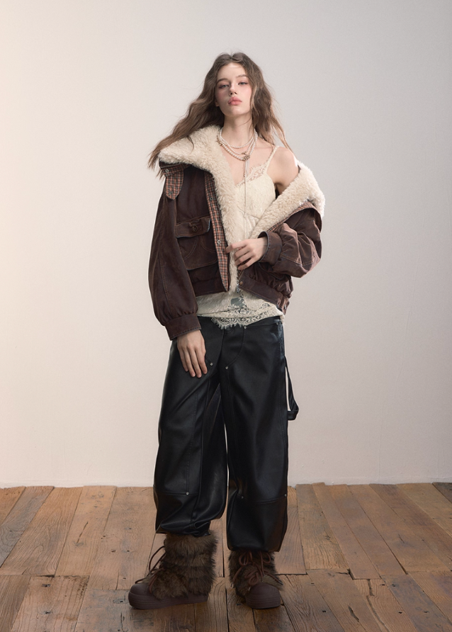 VIAPITTI down jacket, fur collar denim coat, heavy workwear jacket, luxury streetwear women, autumn winter warm jacket, 90 white duck down puffer, industrial street fashion, edgy Korean outerwear, velvet denim jacket, oversized fur collar coat, rugged street style, K-fashion 2025, warm winter street jacket, urban fashion outerwear
