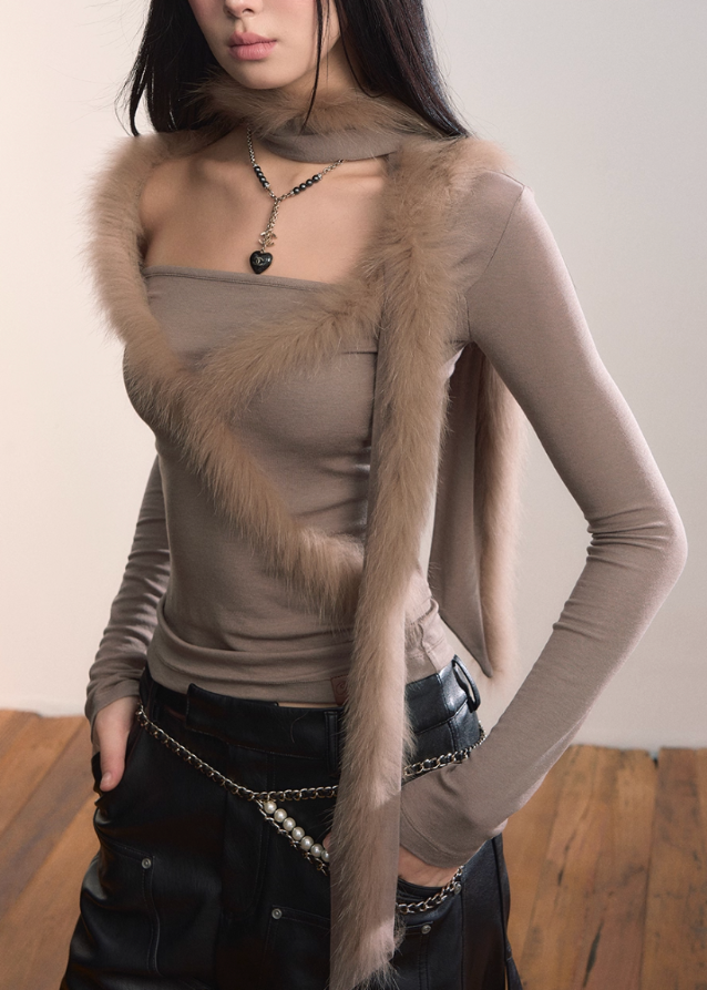 VIAPITTI fox fur knit top, fur trim sweater set, real fox fur scarf, edgy Korean fashion, autumn winter fur knitwear, slim fit sweater women, industrial luxe streetwear, spliced fur knit top, K-fashion 2025, luxury street outfit, warm fur scarf set, modern high femme street style
