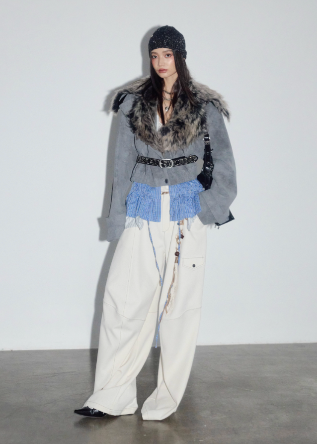 korean street jacket, faux fur collar jacket women, detachable hem jacket, hybrid layered jacket, matte grey PU leather coat, nomadic street style jacket, JNYLON outerwear, fake two piece jacket women, urban grunge fashion, deconstructed winter jacket, asymmetrical hem coat, korean edgy fashion, layered PU leather jacket, faux fur grey jacket women
