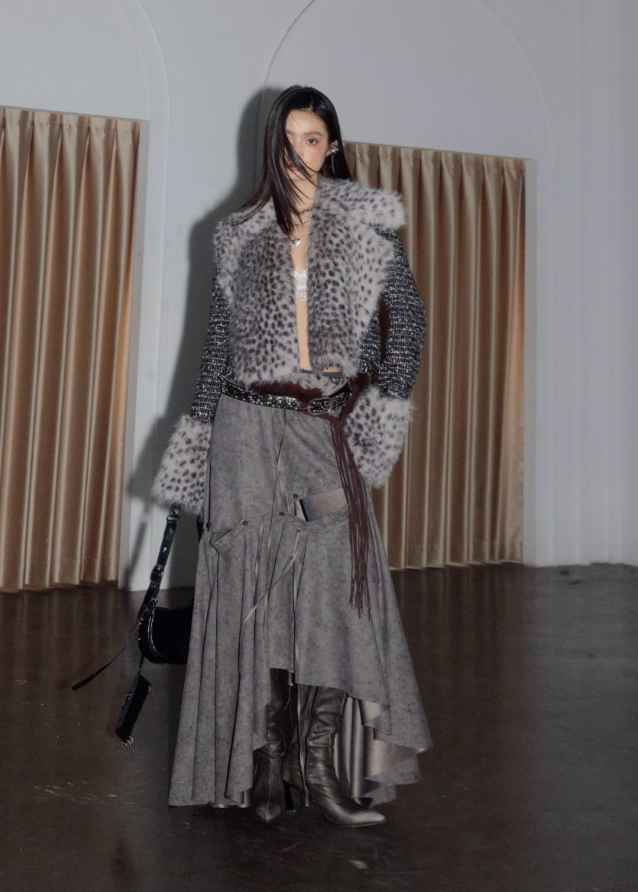 korean faux fur jacket, leopard print fur jacket, detachable fur collar jacket, hybrid knit fur jacket, nomadic style outerwear, jnylon fur jacket, urban tribal jacket women, deconstructed faux fur coat, edgy korean streetwear jacket, winter leopard jacket women, patchwork fur jacket, avant garde outerwear women, wild girl faux fur jacket
