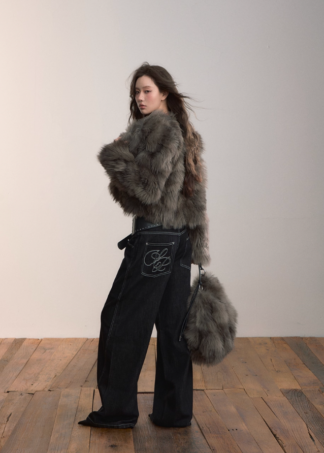 VIAPITTI faux fur jacket, PU leather short coat, heavy industry streetwear, autumn winter fur jacket, edgy Korean fashion, eco fur street coat, grunge faux fur coat, rugged winter jacket women, K-fashion 2025, industrial street style, warm faux fur top, modern urban outerwear
