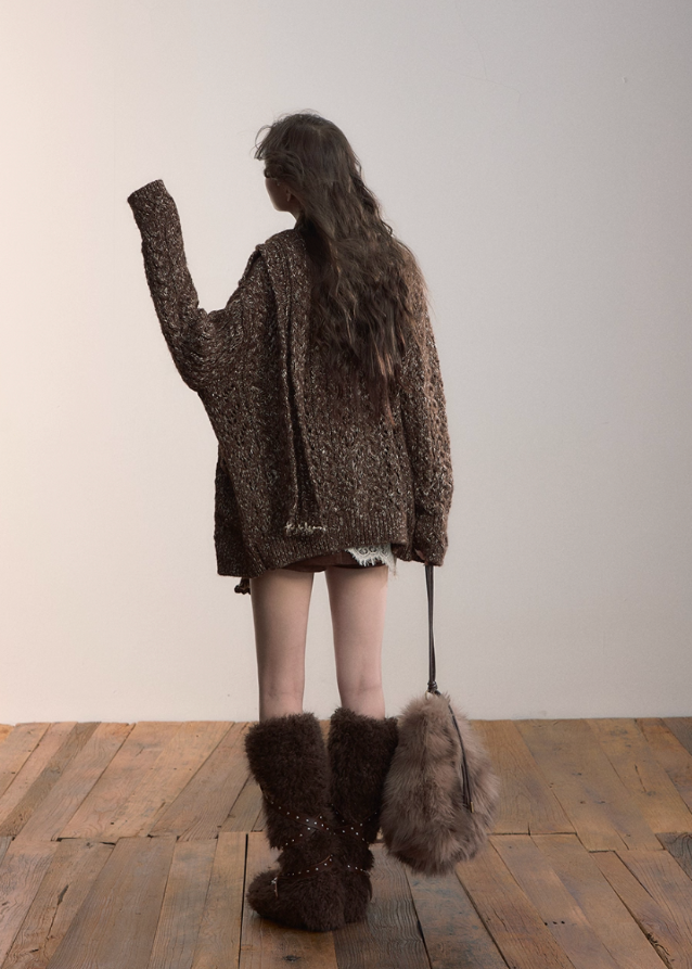 VIAPITTI knit coat, horn buckle sweater jacket, oversized winter knit, industrial streetwear women, fall winter lazy style top, heavy knit lapel coat, toggle knit jacket, rugged textured sweater, K-fashion 2025, urban street knitwear, warm loose knit coat, soft grunge knit jacket
