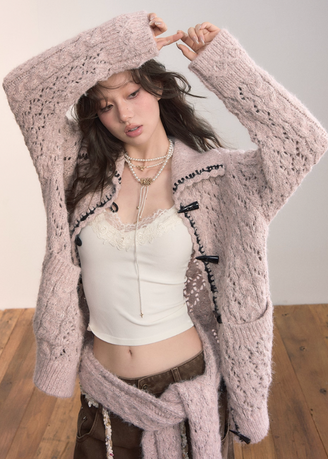 VIAPITTI knit coat, horn buckle sweater jacket, oversized winter knit, industrial streetwear women, fall winter lazy style top, heavy knit lapel coat, toggle knit jacket, rugged textured sweater, K-fashion 2025, urban street knitwear, warm loose knit coat, soft grunge knit jacket
