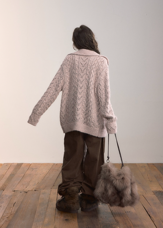 VIAPITTI knit coat, horn buckle sweater jacket, oversized winter knit, industrial streetwear women, fall winter lazy style top, heavy knit lapel coat, toggle knit jacket, rugged textured sweater, K-fashion 2025, urban street knitwear, warm loose knit coat, soft grunge knit jacket
