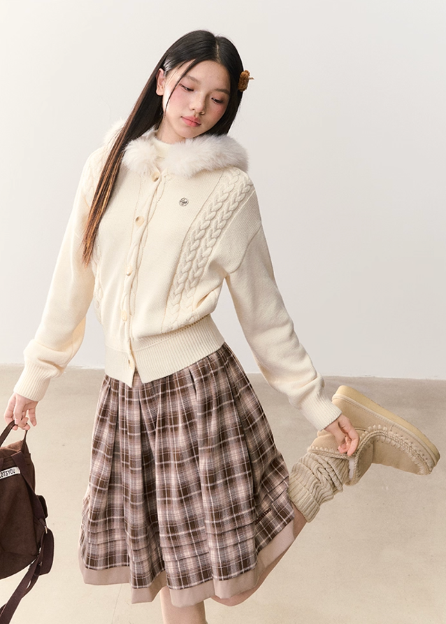 umoumo cardigan, fur collar cardigan, hooded knit sweater, Korean feminine style knit, soft girl cardigan, fluffy collar sweater, winter warm cardigan, cable knit fur trim, cute Korean cardigan, aesthetic winter outfit, cozy knitwear women, warm hooded sweater, Korean fashion cardigan, faux fur hood knit, winter Korean style top
