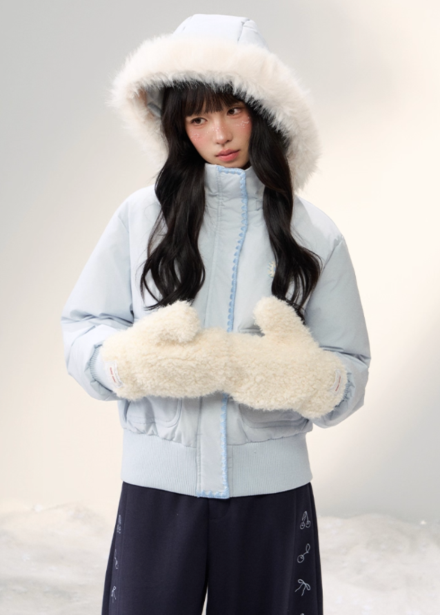 pastel down jacket, fluffy fur collar jacket, Korean girly winter coat, AW warm puffer, soft pastel outerwear, umoumo aesthetic jacket, contrast shell puffer, cozy hooded down jacket, cute winter puffer coat, feminine Korean fashion, cloud blue puffer, baby pink winter jacket, slim waist down coat, warm fluffy hood jacket, Fragileheart soft mood, girly pastel winter outfit, fluffy trim puffer, winter kawaii jacket, Korean sweet girl style
