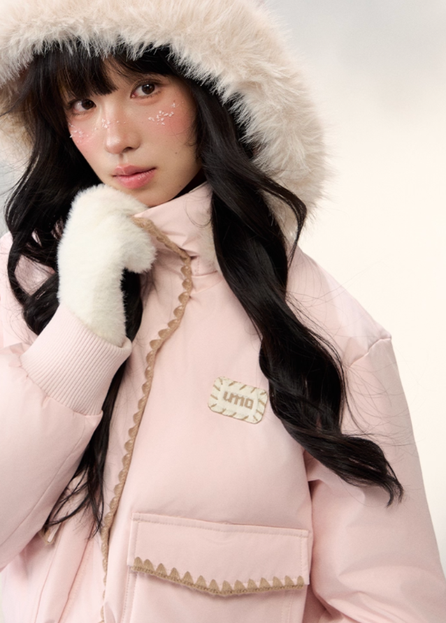 pastel down jacket, fluffy fur collar jacket, Korean girly winter coat, AW warm puffer, soft pastel outerwear, umoumo aesthetic jacket, contrast shell puffer, cozy hooded down jacket, cute winter puffer coat, feminine Korean fashion, cloud blue puffer, baby pink winter jacket, slim waist down coat, warm fluffy hood jacket, Fragileheart soft mood, girly pastel winter outfit, fluffy trim puffer, winter kawaii jacket, Korean sweet girl style