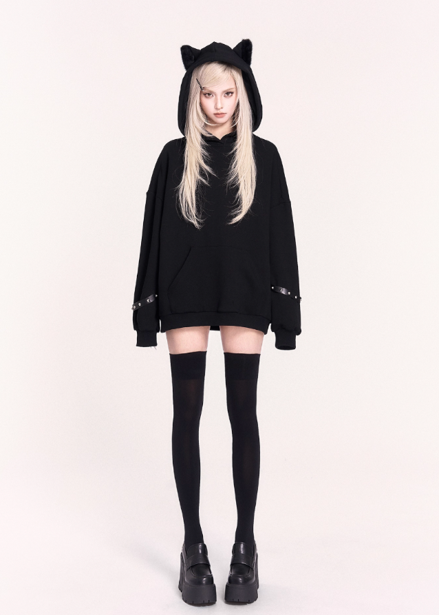 black cat ear hoodie, gothic cat hoodie, VOCK dark streetwear, oversized plush hooded sweatshirt, punk kawaii cat ear top, oversized black hoodie girl, dark cute street style, goth plush hoodie, edgy oversized sweatshirt, cat ear streetcore hoodie, VOCK aesthetic clothing, unisex gothic hoodie, Japanese dark cute fashion, black lazy hoodie, gothic girl oversized top, punk cat ear fashion, warm plush black hoodie, darkwear hoodie girl
