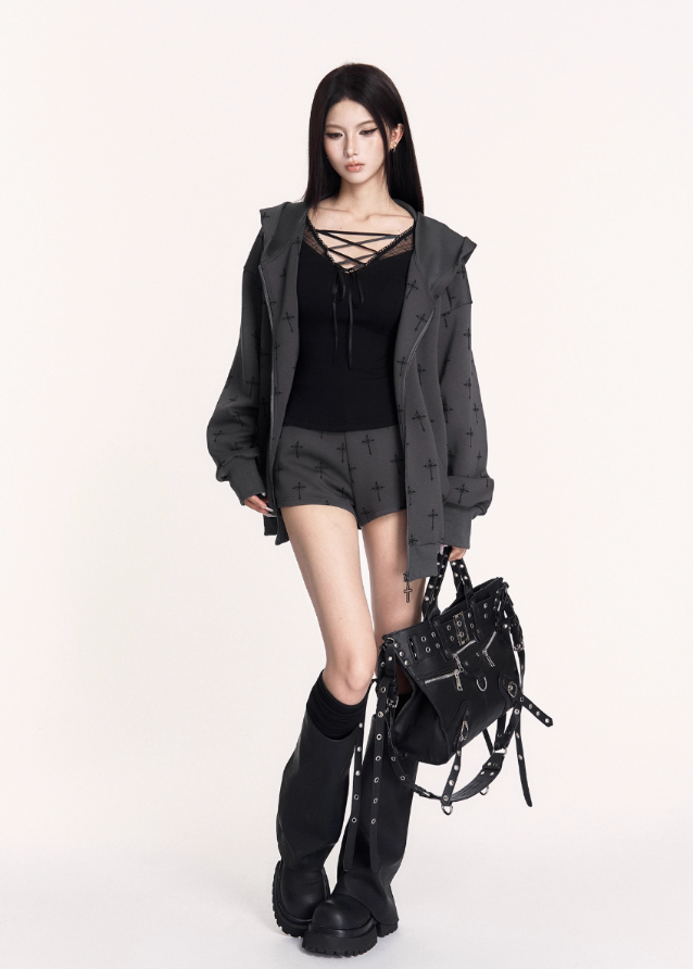 dark lace-up top, fleece inner base shirt, VOCK winter hot girl top, faux two-piece slim top, gothic thermal top, slimming winter innerwear, lace-up black long sleeve, dark femme street core, gothic winter base layer, edgy lace-up bottoming top, punk slim fit fleece top, VOCK aesthetic clothing, autumn winter darkwear, bodycon thermal inner top, gothic contour top, winter punk fashion top