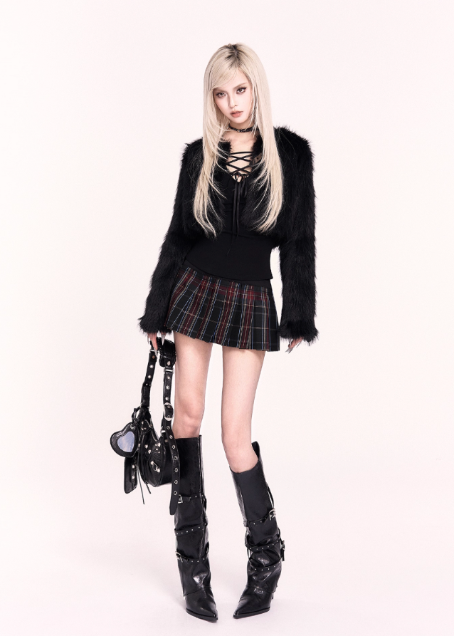 dark lace-up top, fleece inner base shirt, VOCK winter hot girl top, faux two-piece slim top, gothic thermal top, slimming winter innerwear, lace-up black long sleeve, dark femme street core, gothic winter base layer, edgy lace-up bottoming top, punk slim fit fleece top, VOCK aesthetic clothing, autumn winter darkwear, bodycon thermal inner top, gothic contour top, winter punk fashion top