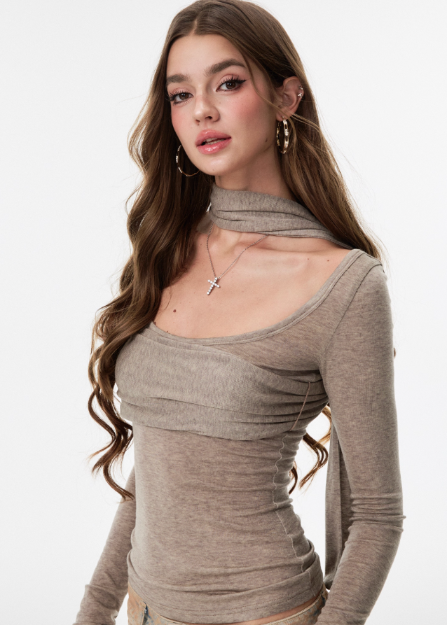 halter scarf top, integrated halterneck tee, 4muggle stylish top, pure desire long sleeve, slim knit T-shirt, trendy city girl outfit, gentle paper man top, chic halter long sleeve, Korean fashion long sleeve, stylish knit tee, modern street chic top, soft slim fit halter top, urban girl fashion, minimal chic long sleeve