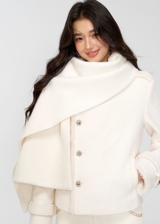 white wool jacket, draped scarf collar coat, 4muggle stylish winter coat, cropped woolen jacket women, elegant white winter top, luxury chic outerwear, autumn winter wool coat, pure white fashion coat, modern scarf neck jacket, classy winter city girl look, refined wool jacket woman, stylish winter outfit, warm chic cropped coat