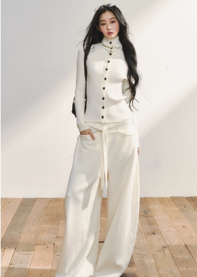 7Shiftin trousers, white wide leg pants, Korean chic slacks, drape loose pants, soft minimalist style, versatile cream trousers, high waist wide fit, comfy stylish pants women, lazy luxury bottom, Seoul fashion look, casual modern trousers, winter Korean style fashion, cream flow pants outfit