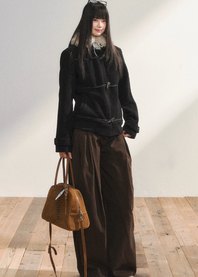 black horn button coat, Korean winter wool jacket, 7Shiftin outerwear, toggle button duffle coat, cozy fleece collar jacket, autumn winter street style, warm stylish wool coat, versatile black jacket women, Korean girl casual winter look, classic toggle coat black, modern chic woolen coat, Seoul street fashion jacket