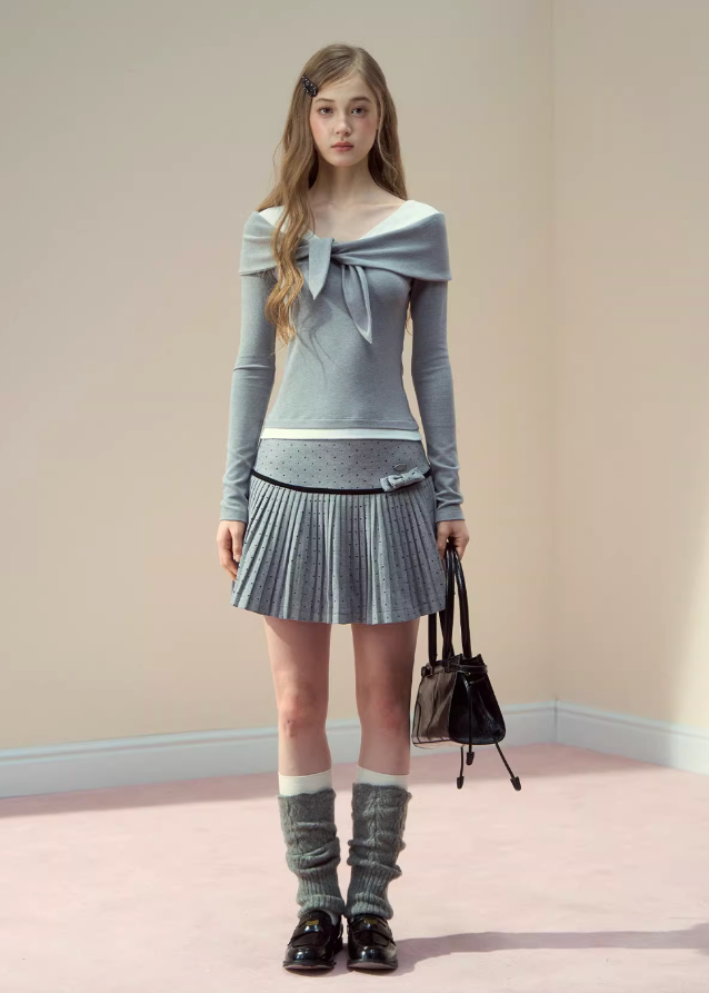 SunsetPark layered T-shirt, fake two piece modal tee, soft modal long sleeve, cozy Korean daily top, AW warm layering shirt, feminine soft casual tee, grey navy layered top, comfy winter modal shirt, Korean fashion basic long sleeve, soft-touch modal knit top, everyday cozy outfit top