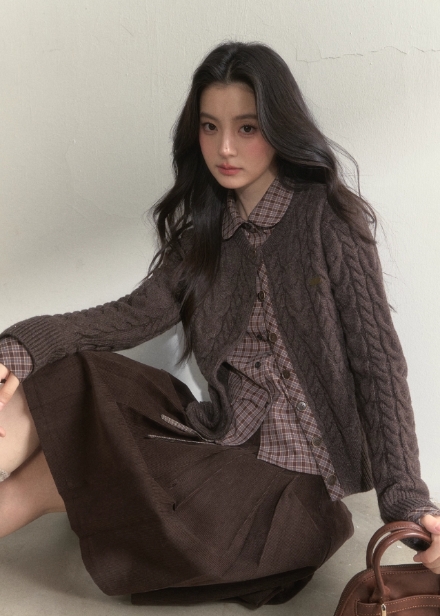 SunsetPark knit sweater, doll collar knit top, fake two-piece sweater, Australian wool knitwear, soft girly winter knit, Korean college style sweater, cozy layered look knit, twilight pine forest knit, pastel winter sweater, feminine winter fashion, cute Korean knit top, warm doll-collar sweater, AW seasonal knitwear, pine forest theme sweater