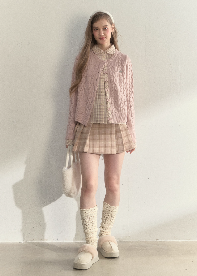 SunsetPark knit sweater, doll collar knit top, fake two-piece sweater, Australian wool knitwear, soft girly winter knit, Korean college style sweater, cozy layered look knit, twilight pine forest knit, pastel winter sweater, feminine winter fashion, cute Korean knit top, warm doll-collar sweater, AW seasonal knitwear, pine forest theme sweater