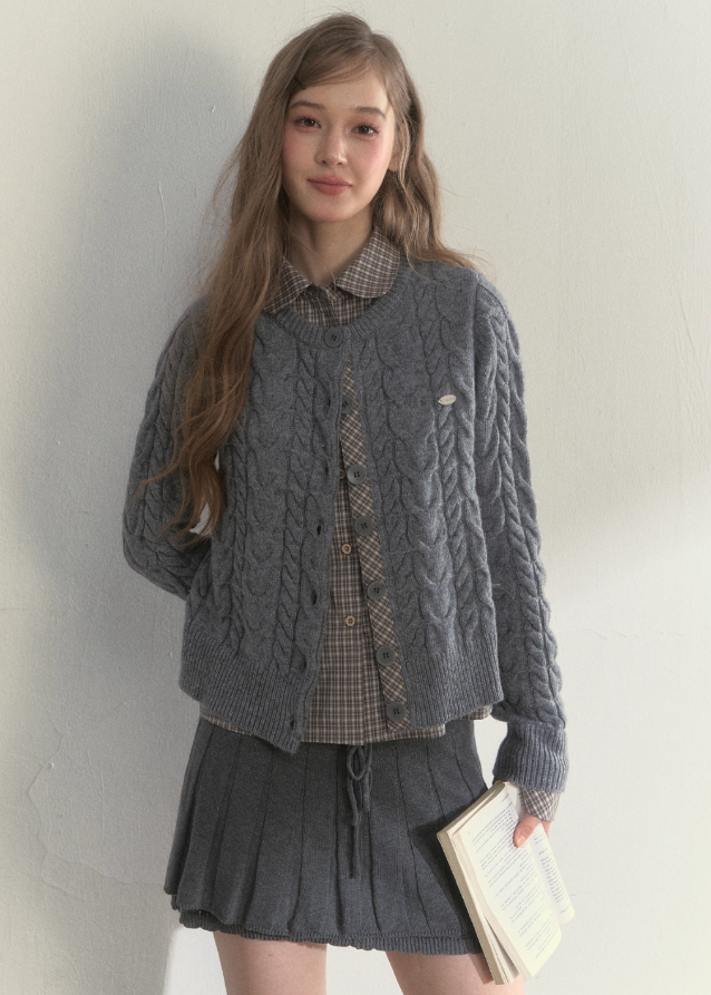 SunsetPark knit sweater, doll collar knit top, fake two-piece sweater, Australian wool knitwear, soft girly winter knit, Korean college style sweater, cozy layered look knit, twilight pine forest knit, pastel winter sweater, feminine winter fashion, cute Korean knit top, warm doll-collar sweater, AW seasonal knitwear, pine forest theme sweater