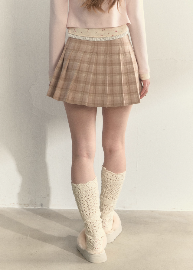 SunsetPark pleated skirt, brown plaid mini skirt, pink buckle skirt, vintage check skirt, Korean girly bottom, warm winter skirt, soft preppy plaid skirt, cute buckle detail skirt, college girl plaid mini, feminine Korean fashion, autumn winter cute skirt, vintage brown plaid pleated skirt
