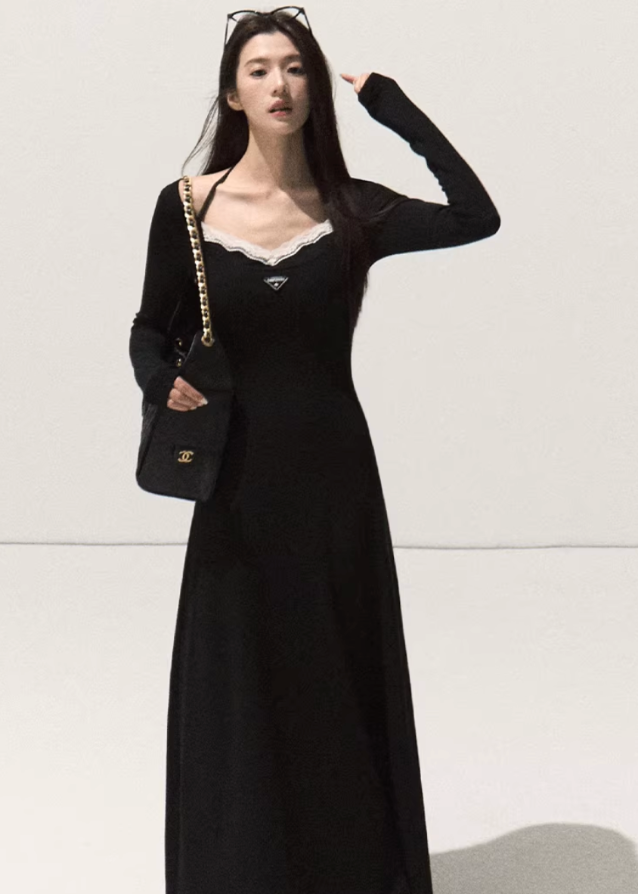 OAKMOO dress, halterneck lace dress, fake two-piece dress, black long sleeve dress, Korean street fashion dress, winter slimming dress, layered lace dress, waist pinched dress, Y2K dark feminine dress, black suspender dress women